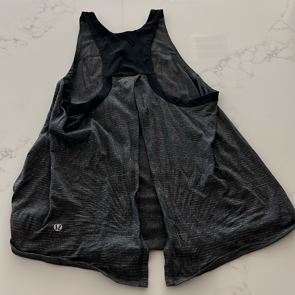 *Feature* LULULEMON Tie-Up Tank. Rare. - Picture 10 of 10